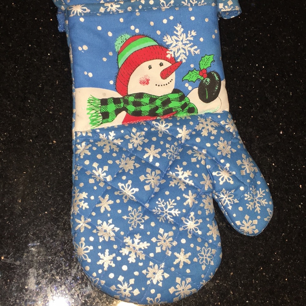 Christmas Kitchen Linens 3/Set - Picture 5 of 5